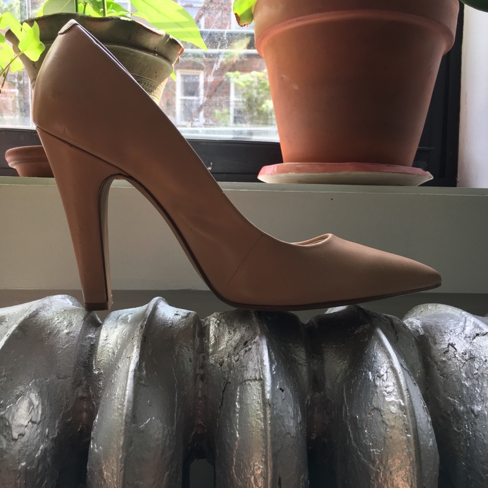 Nude Vince Camuto Heels